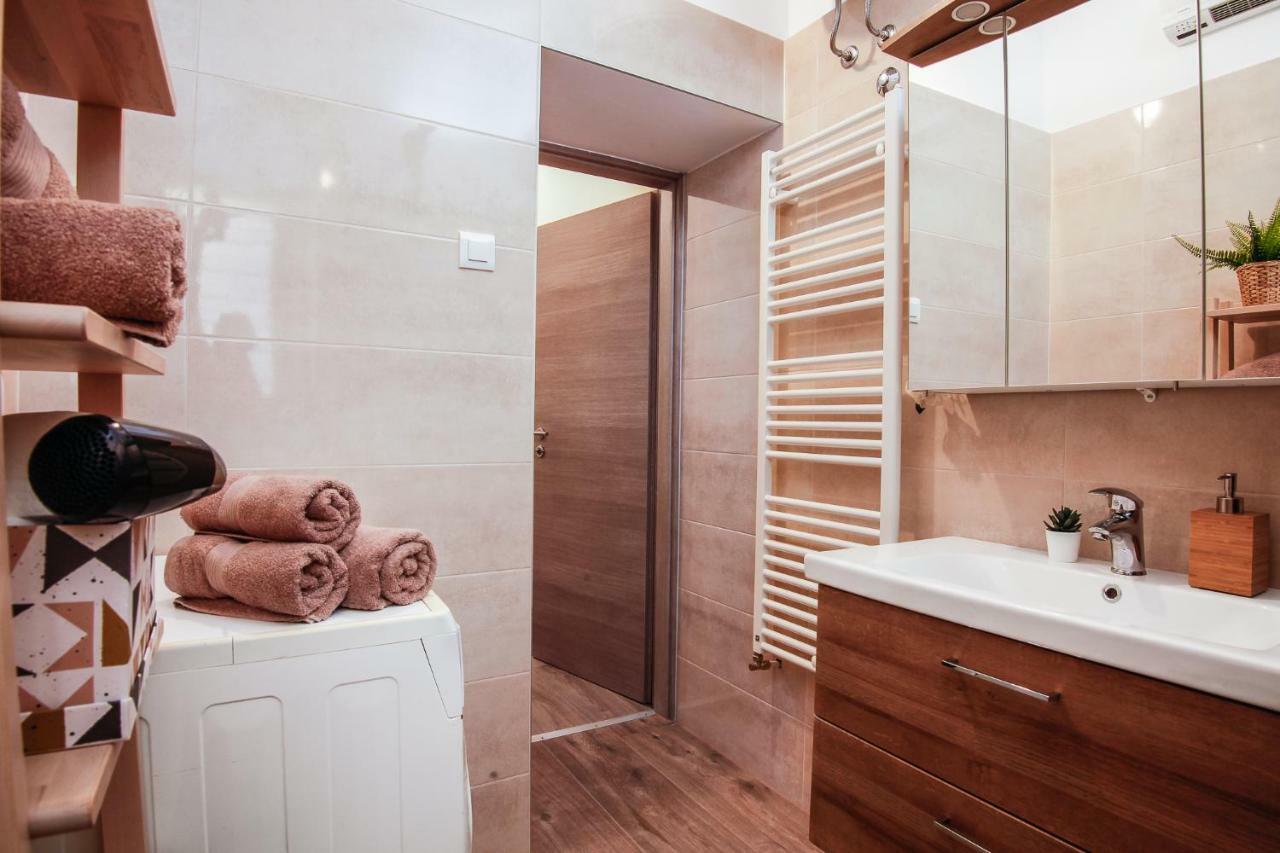 Apartment Kensi*** Pula Dış mekan fotoğraf