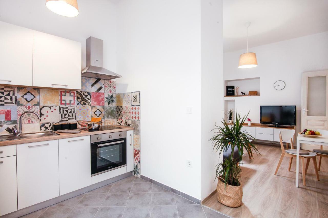 Apartment Kensi*** Pula Dış mekan fotoğraf