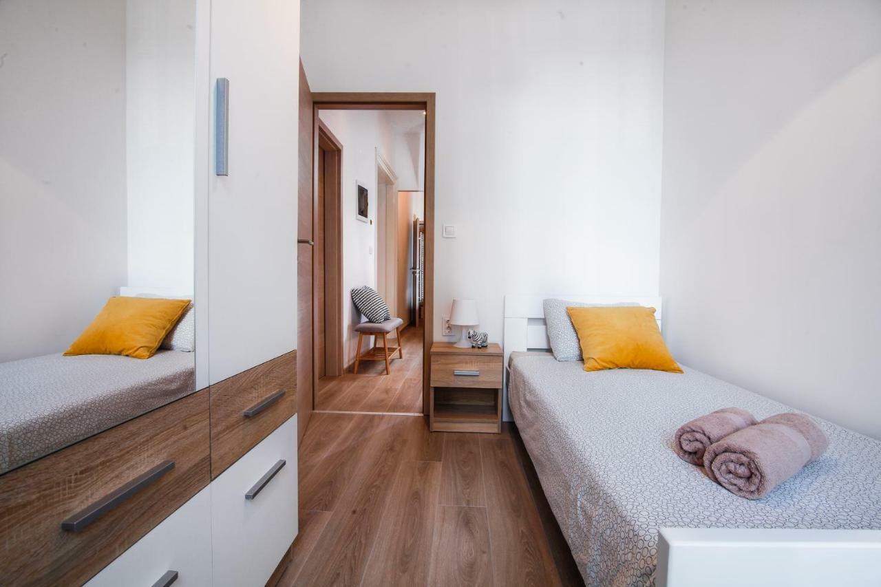 Apartment Kensi*** Pula Dış mekan fotoğraf